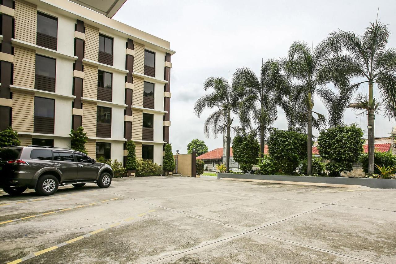 Super Oyo Capital O 786 Kwe Hotel And Resort Angeles Bagian luar foto