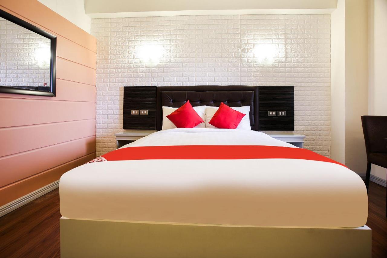 Super Oyo Capital O 786 Kwe Hotel And Resort Angeles Bagian luar foto