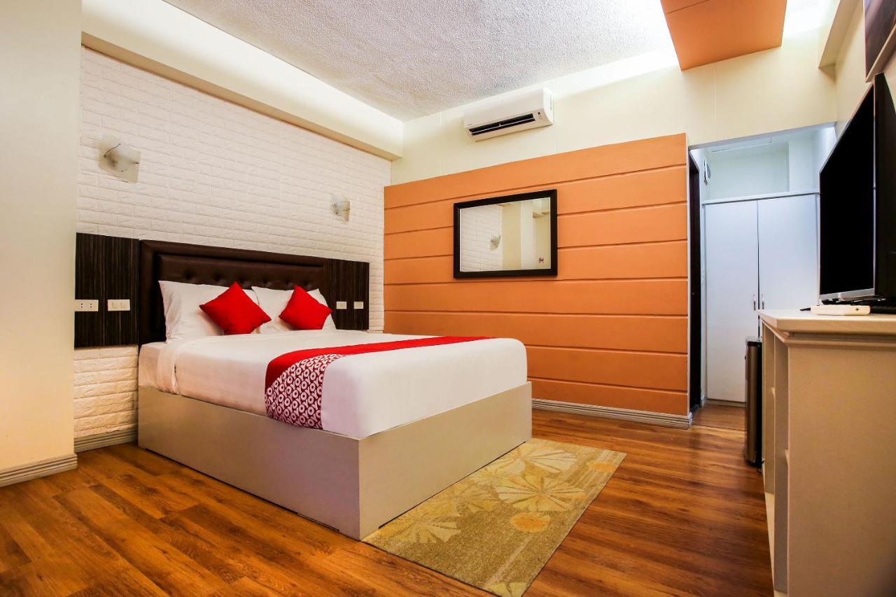 Super Oyo Capital O 786 Kwe Hotel And Resort Angeles Bagian luar foto