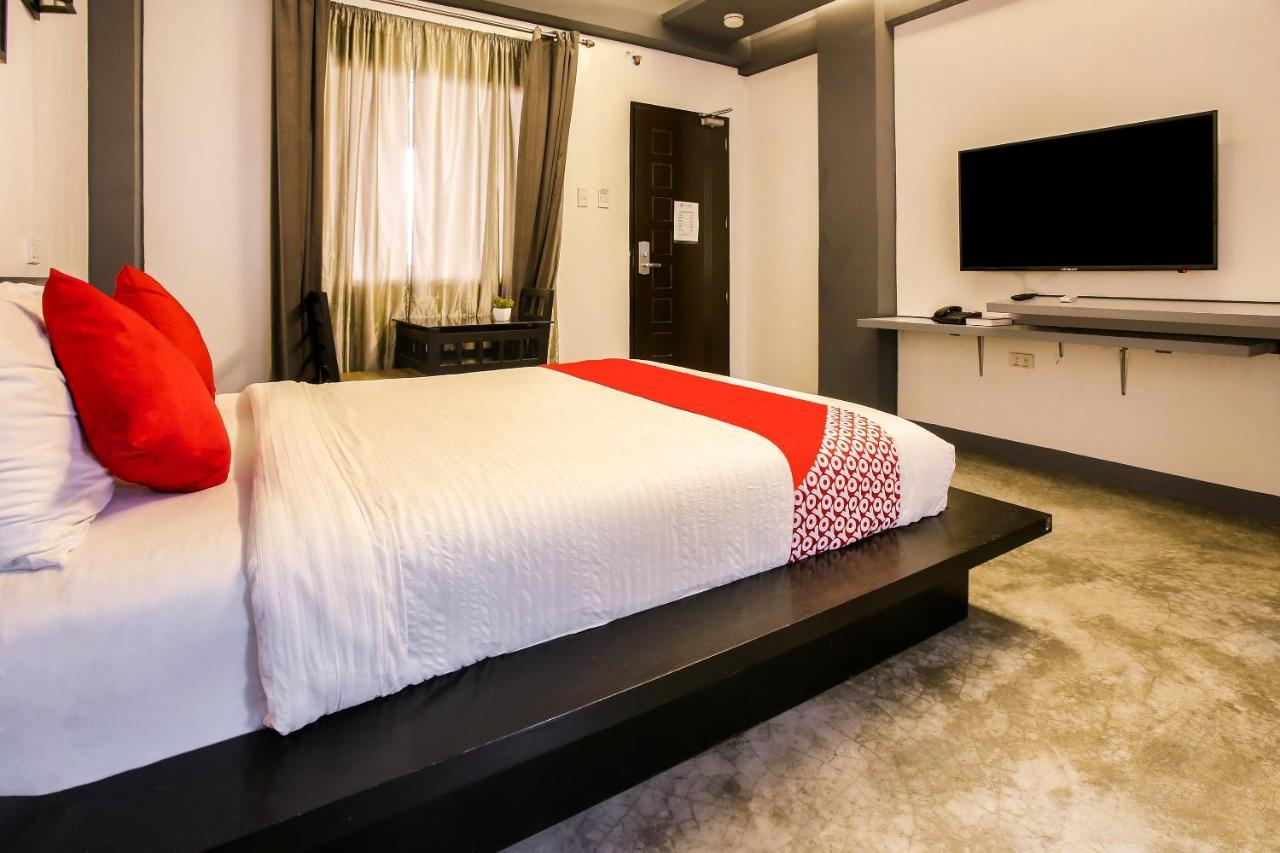 Super Oyo Capital O 786 Kwe Hotel And Resort Angeles Bagian luar foto