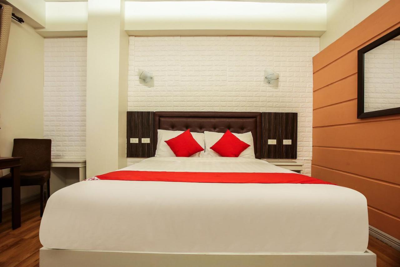 Super Oyo Capital O 786 Kwe Hotel And Resort Angeles Bagian luar foto