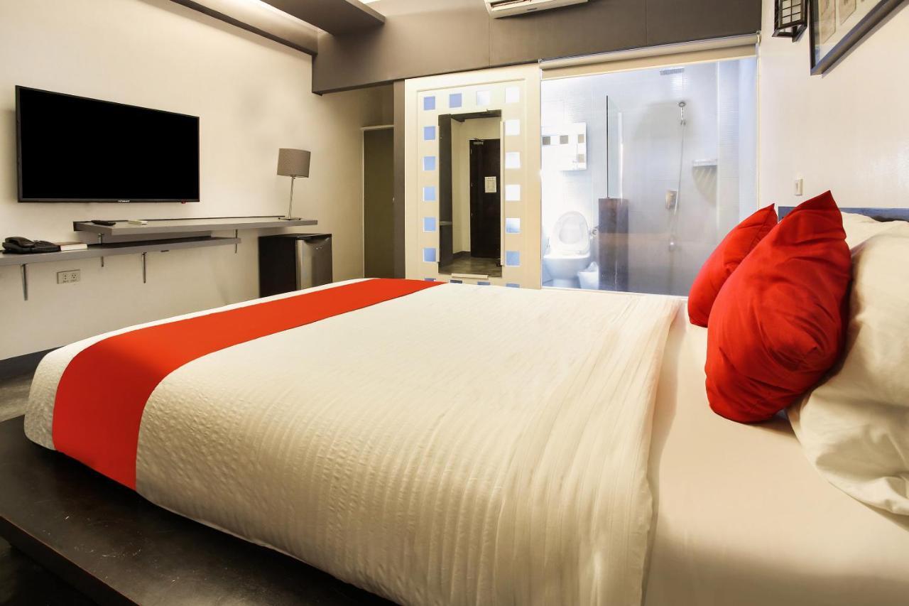 Super Oyo Capital O 786 Kwe Hotel And Resort Angeles Bagian luar foto