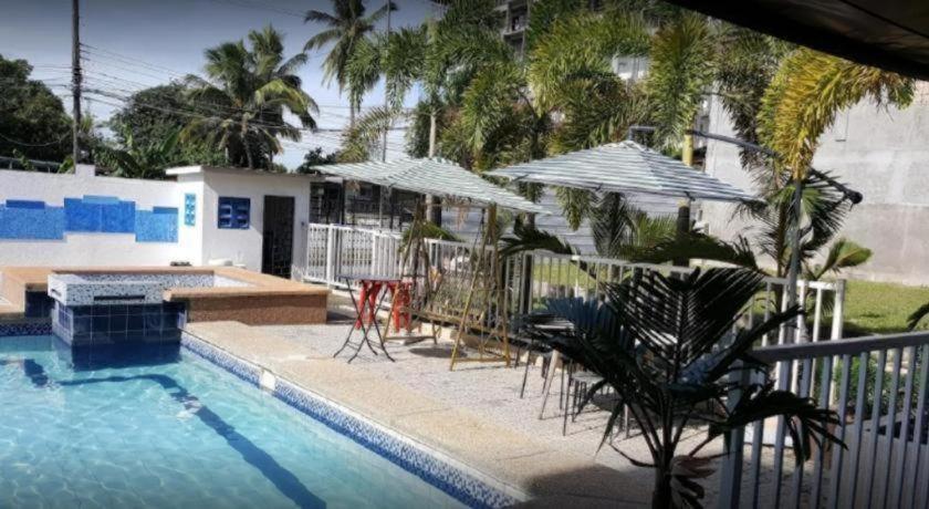 Super Oyo Capital O 786 Kwe Hotel And Resort Angeles Bagian luar foto