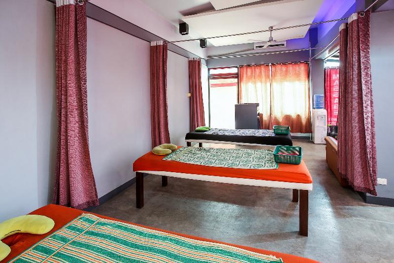 Super Oyo Capital O 786 Kwe Hotel And Resort Angeles Bagian luar foto
